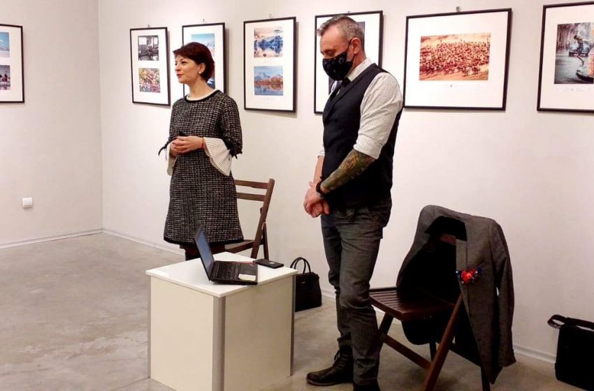  Десислава Атанасова и Калин Вельов се срещнаха с представители на изкуството в Разград