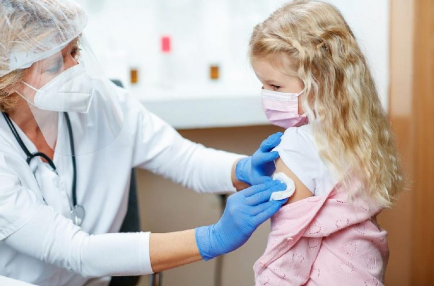  В Русе започна ваксинацията на деца срещу COVID-19