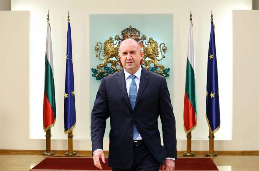  Радев се скара на Европа да не оказват натиск над България за С.Македония