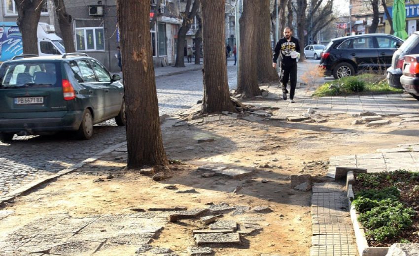  Започна ремонтът на ул. “Даме Груев” в Пловдив