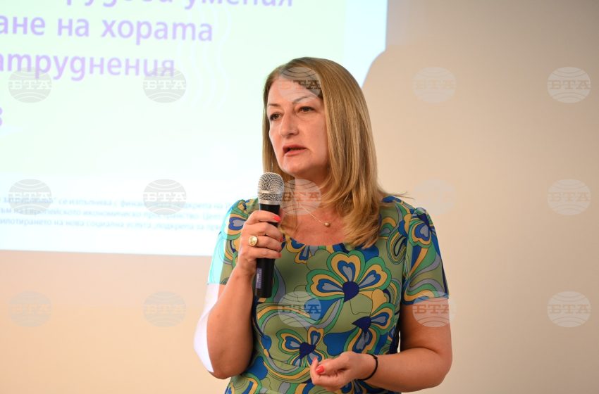  Националната карта на социалните услуги ще бъде финализирана до края на 2023 г., обяви заместник-министър Мая Василева