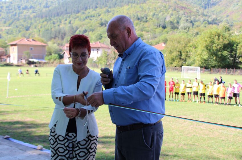  Официално бе открит спортният терен в село Градежница