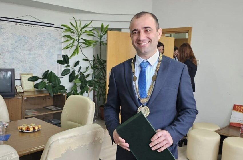  Очаквайте първото интервю на кмета на Община Червен бряг Атанас Атанасов