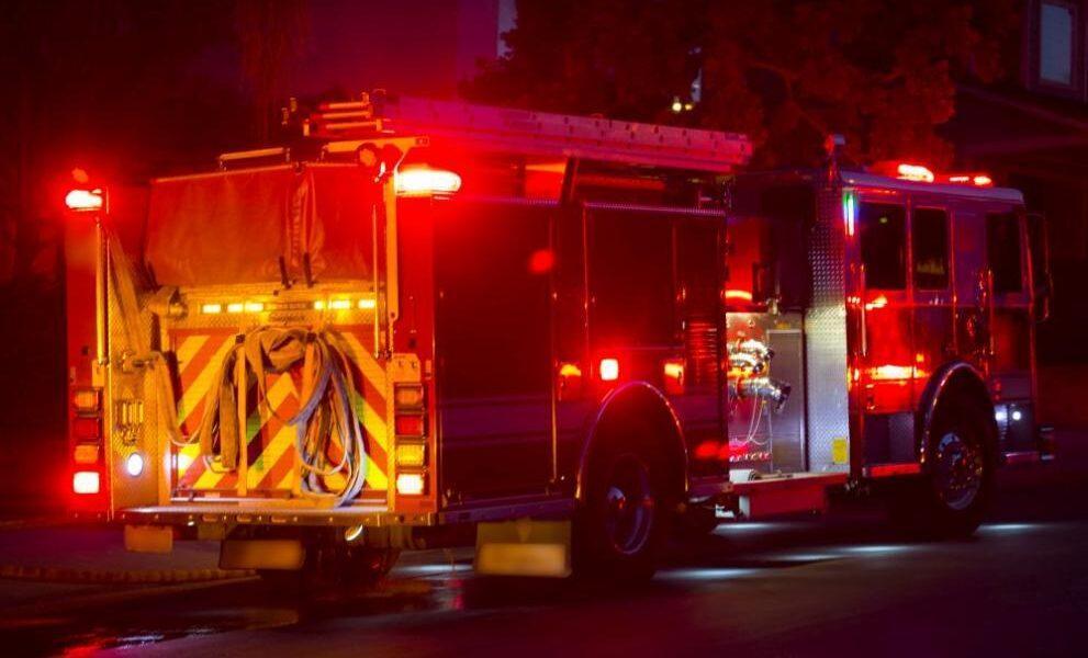 7-годишно момиче с изгаряния след автомобилен пожар