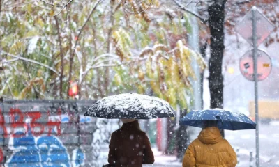 Облачността над страната днес ще е значителна. Около обяд над много райони временно ще се разкъса и намалее. Привечер на отделни места в Югозападна България ще превали слаб дъжд. Там има условия за поледици. Ще духа слаб вятър от юг-югоизток.