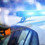 Мъж се опита да намушка друг с отвертка. Това се случило след скандал в Елин Пелин, съобщиха от ОД на МВР-София. Жителят на село Мусачево е привлечен в качеството на обвиняем за хулигански действия, грубо нарушаващи обществения ред. Пред магазин в Елин Пелин 67-годишният отправял обиди и заплахи към друг мъж и опитал да го намушка в корема с острието на отвертка. Наложена му е мярка за неотклонение „подписка“.