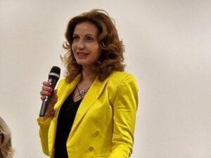 Работата на Ананиев ще бъде подпомагана от двама заместник изпълнителни директори - Любомир Лалев и Лъчезар Симеонов.