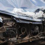 Тежък пътен инцидент отне живота на шофьор в събота следобед край Хасково. Катастрофата се е случила на пътя преди село Манастир, където лек автомобил, движещ се към населеното място, е напуснал платното