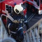 Двама души са загинали и още двама са пострадали при пожари в страната през последното денонощие. Това съобщава на сайта си Главна дирекция „Пожарна безопасност и защита на населението“ на МВР.