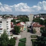 Червен бряг празнува 96 години от обявяването си за град, отдавайки почит на историята, традициите и усилията на своите жители.