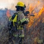 Огненият ад в Рила не стихва и нов жълт код за опасни жеги днес