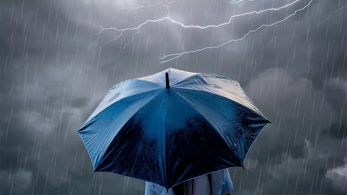 Прогноза за времето днес – дъжд, гръмотевици и температури до 30 градуса