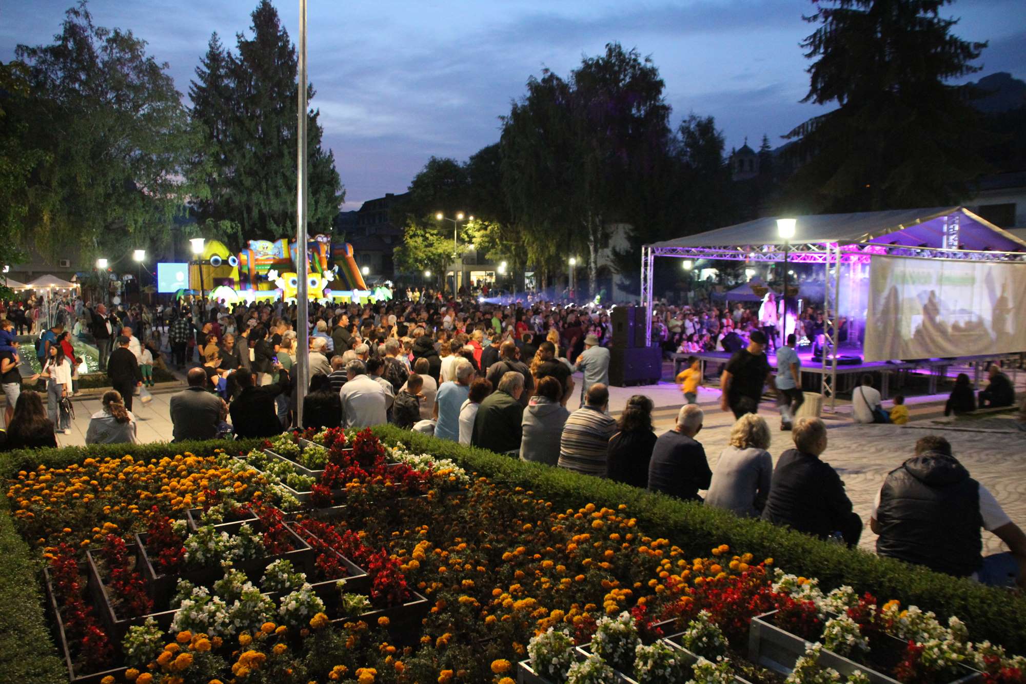 Сцената на Традиционния панаир в Тетевен