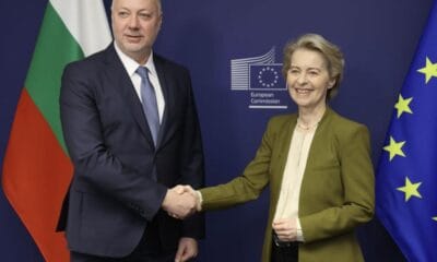 Урсула фон дер Лайен и Росен Желязков по време на визита в България