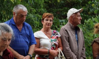 Жители и гости на Тетевен присъстват на празничната служба