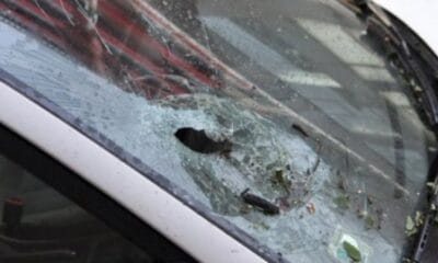 Счупен автомобил след вандалски акт в Плевен