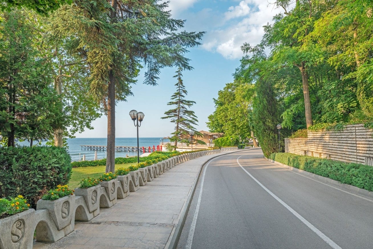 Слънчево време с температури до 31 градуса