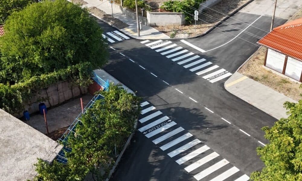 Улица в община Искър преди реконструкция