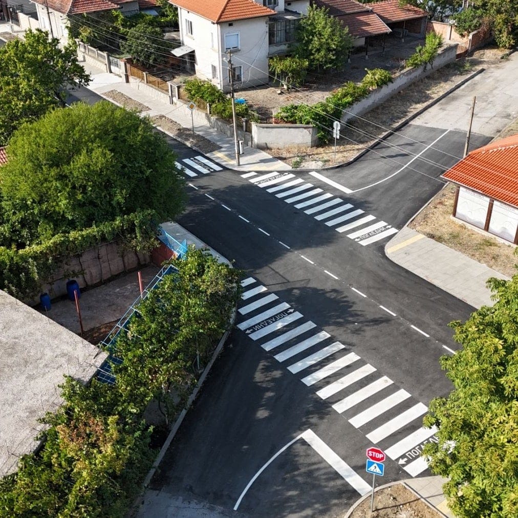 Улица в община Искър преди реконструкция
