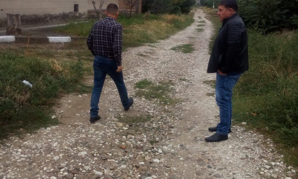 Улица Александър Стамболийски в село Гиген преди рехабилитация