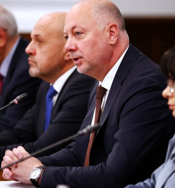 Контрапротести в подкрепа на кабинета „Желязков“