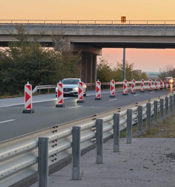 затворен път към струма