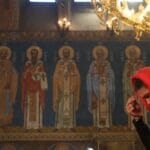 Църковен празник на 26 януари – почит към преподобни Ксенофонт и неговото семейство. Какви са традициите и защо се отварят прозорците в този ден.