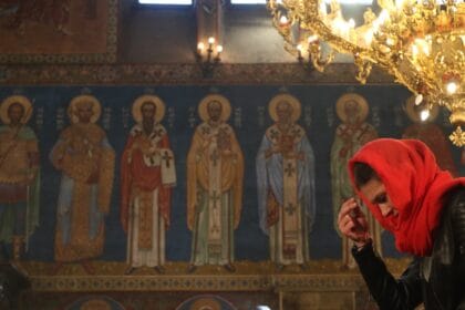 Църковен празник на 26 януари &ndash; почит към преподобни Ксенофонт и неговото семейство. Какви са традициите и защо се отварят прозорците в този ден.