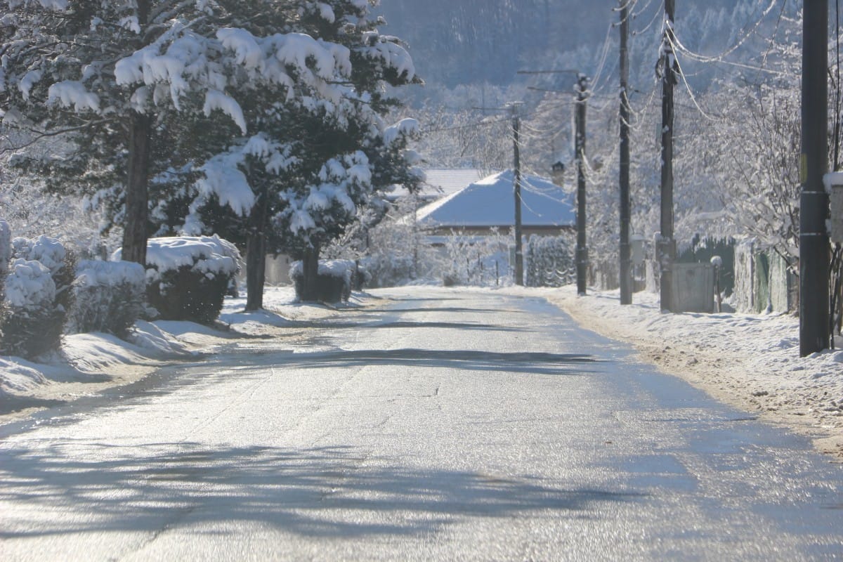 Седмична прогноза за България от 27 януари до 1 февруари 2026 г. – облачно време, валежи от дъжд, временно разкъсване на облачността и сравнително меки температури.