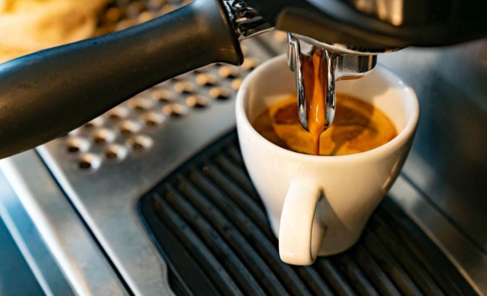 Как кафето на празен стомах влияе на организма – стомах, хормони и нервна система.