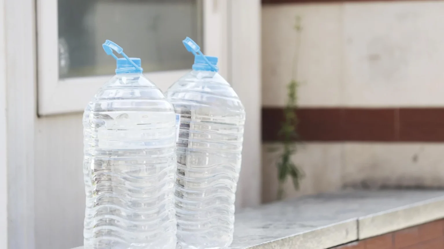 спиране на водата в Червен бряг