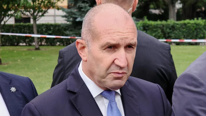 Румен Радев лидер на прогресивна България