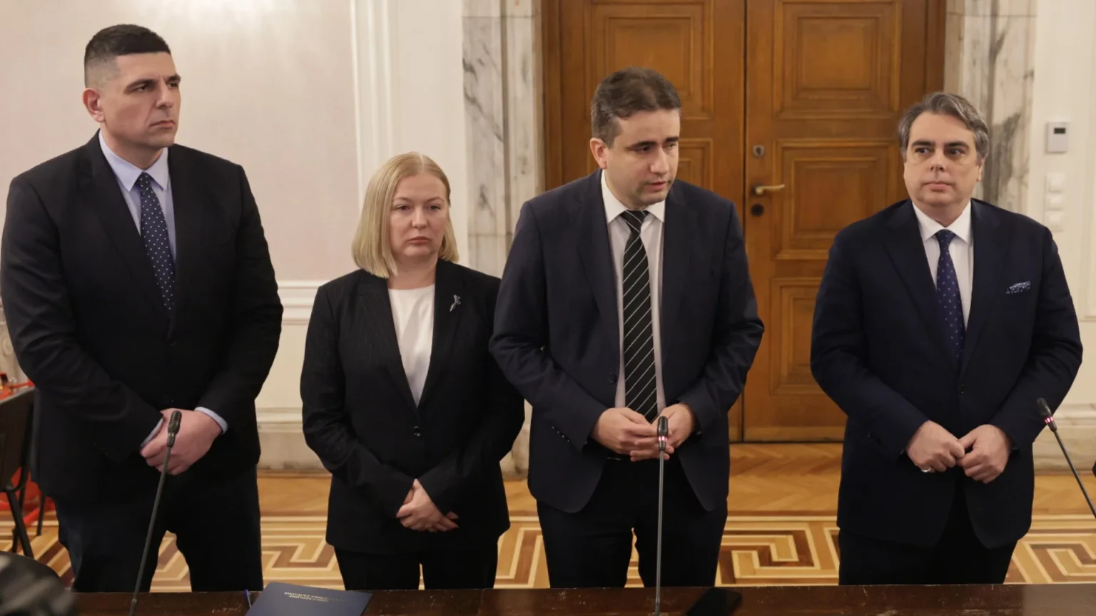 пп-дб отново нищят съдебната реформа