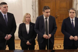 пп-дб отново нищят съдебната реформа