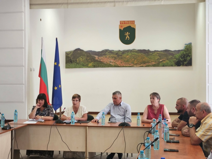 Работна среща за проблемите с водоснабдяването в Тетевен