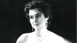 Нина Дамянова е сред актрисите, оставили трайна следа в историята и художествения облик на театър „Българска армия“.