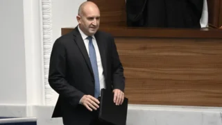 Пленарното заседание на 2 октомври 2026 г. е посветено на блицконтрол и редовен парламентарен контрол.