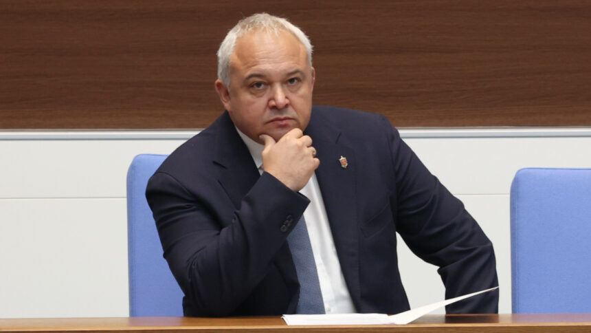 Народното събрание на живо